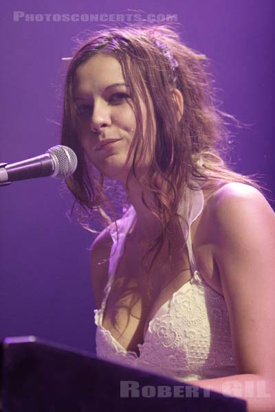 ANAIS KAEL - 2005-10-01 - PARIS - Zenith - 